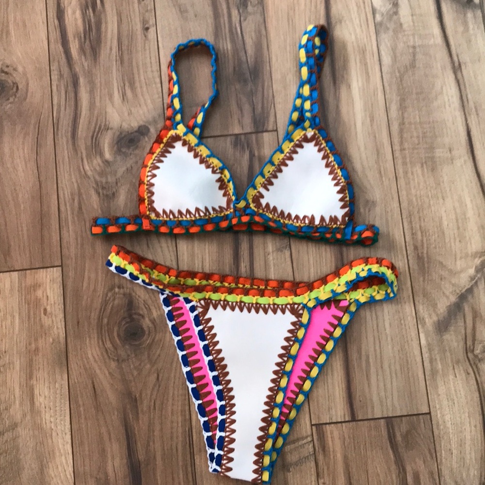 Bikini small mini crocheted and neoprene! Kiini